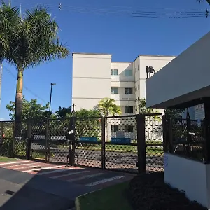 https://palm-village.portodegalinhashotels.com